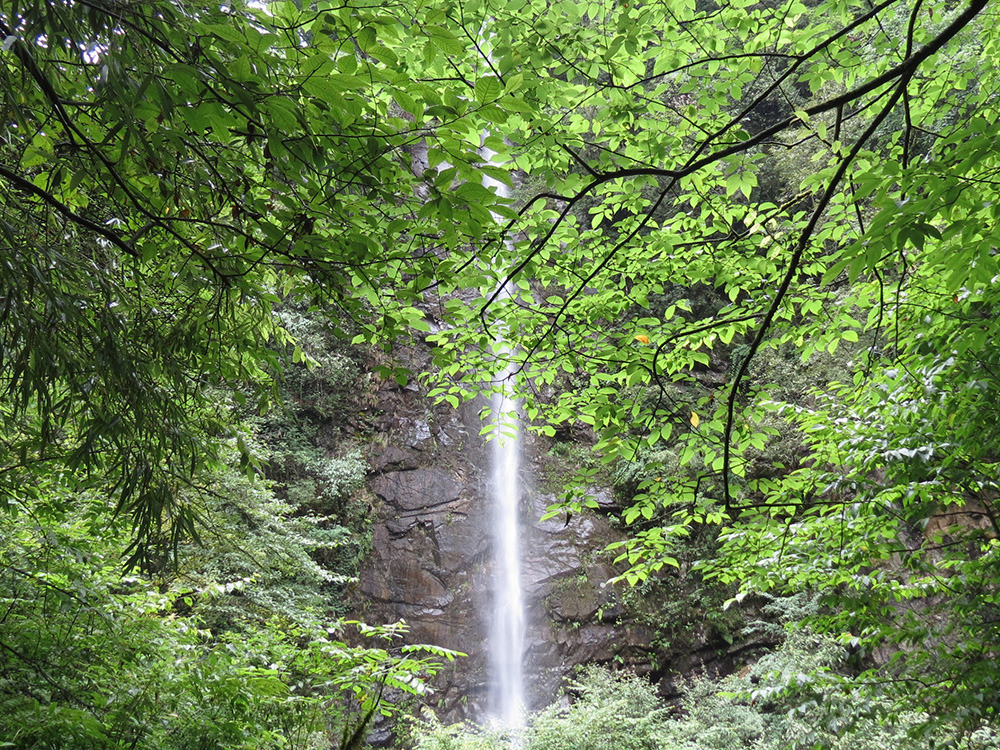 長空瀑布（西嶺前山）